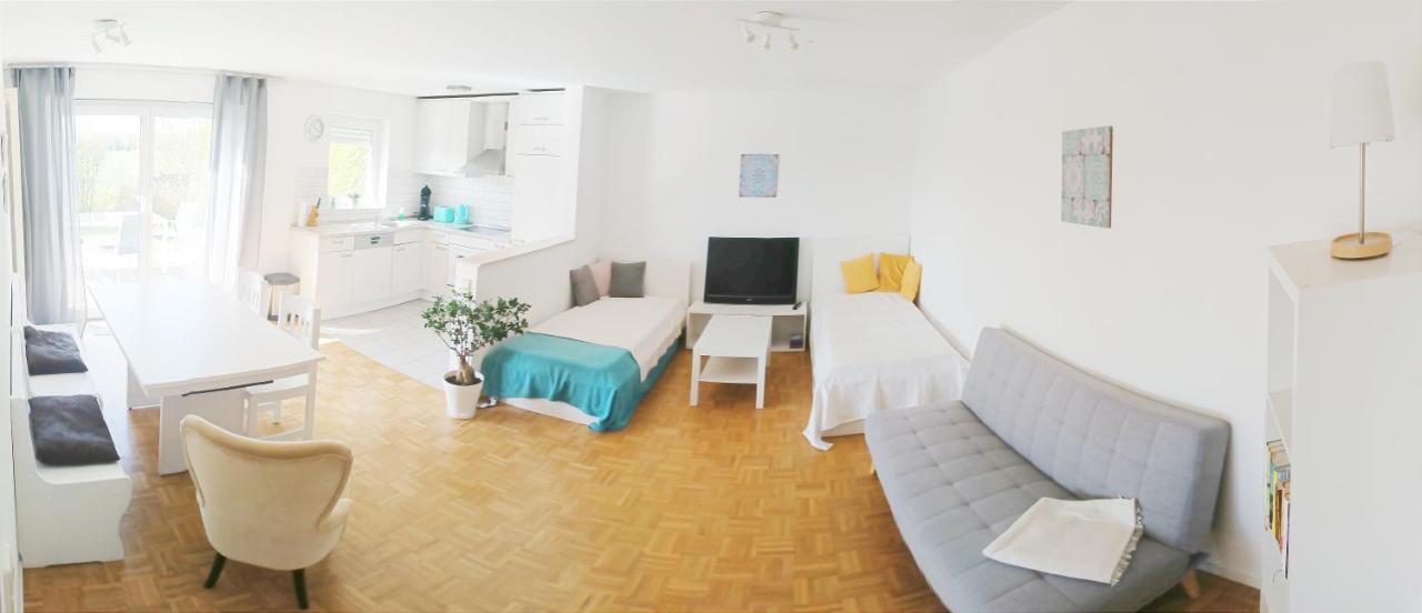 Sonniges 2-Zimmer-Gartenapartment 비트그하임-비징엔 외부 사진